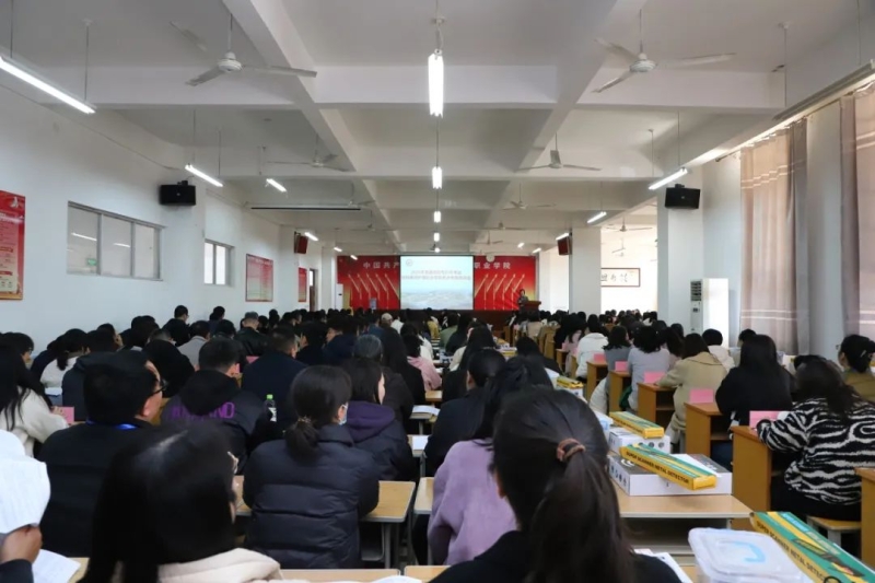 我校举行专升本考试考务培训暨无声入场模拟演练